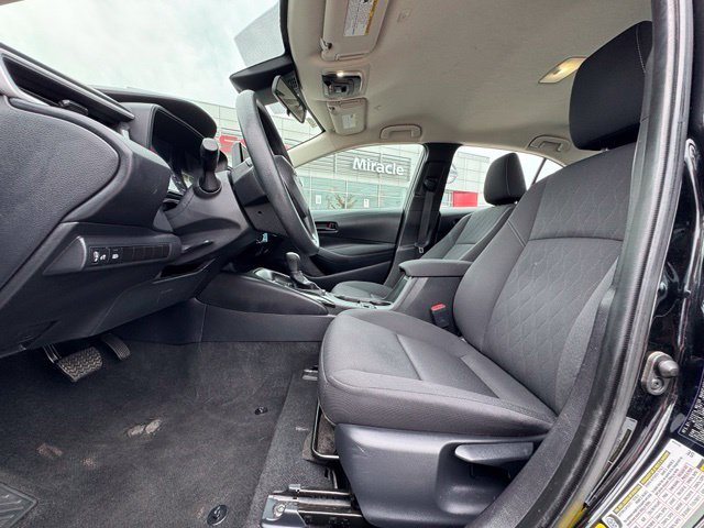 Used 2025 Midnight Black Metallic Toyota LE image 14
