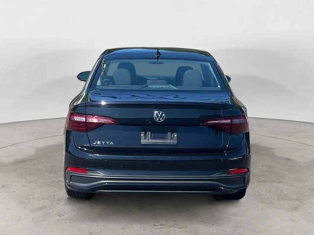 Used 2024 Black Volkswagen 1.5T S image 4