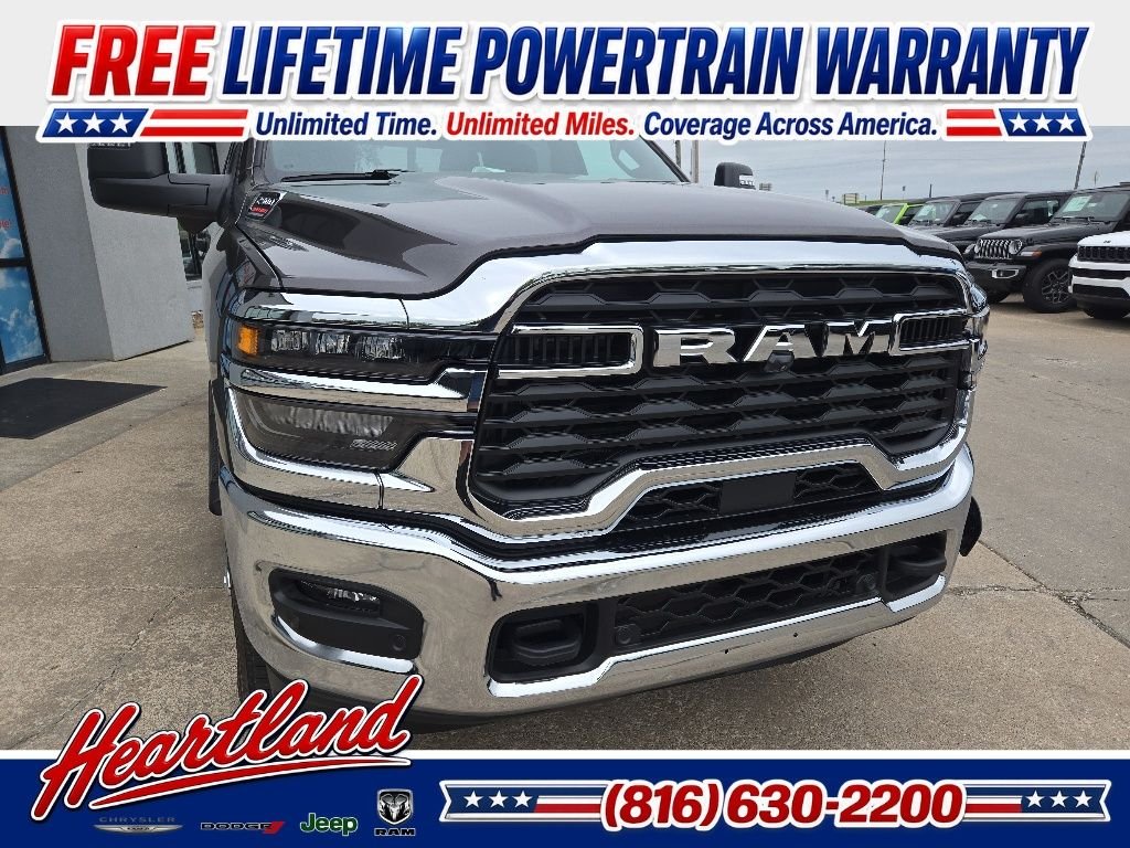 New 2026 Granite Crystal Metallic Clear-Coat Exterior Paint RAM Tradesman image 15