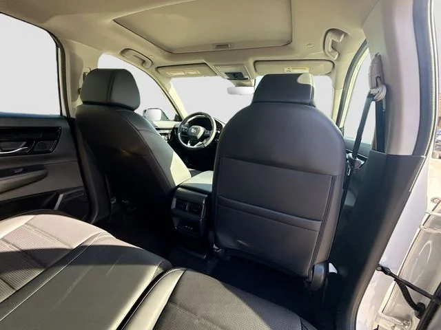 Used 2024 Platinum White Pearl Honda EX-L image 29