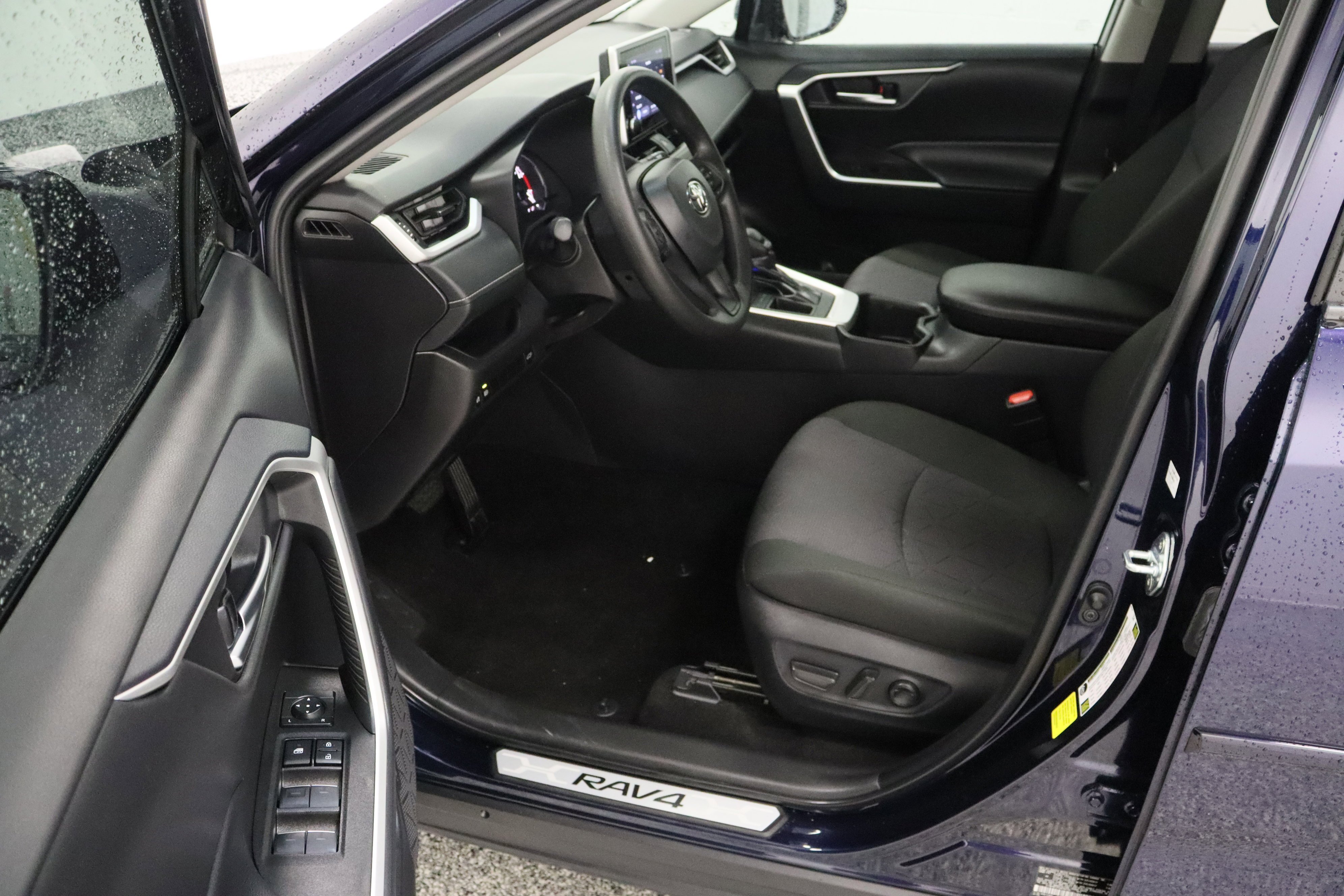 Used 2025 Blueprint Toyota XLE 2.5L image 14
