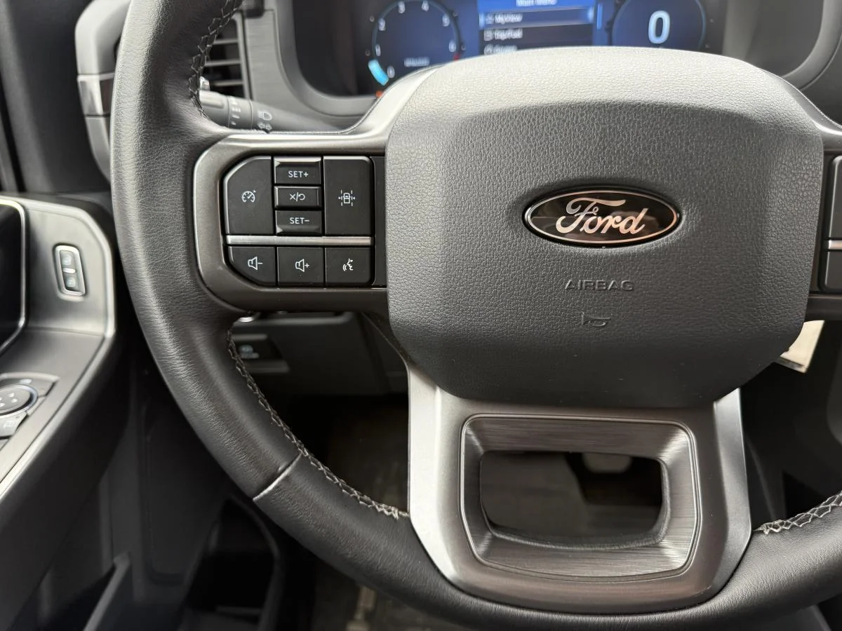 Used 2024 White Ford XLT image 28