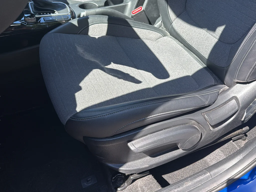 Used 2023 Blue Kia S image 32