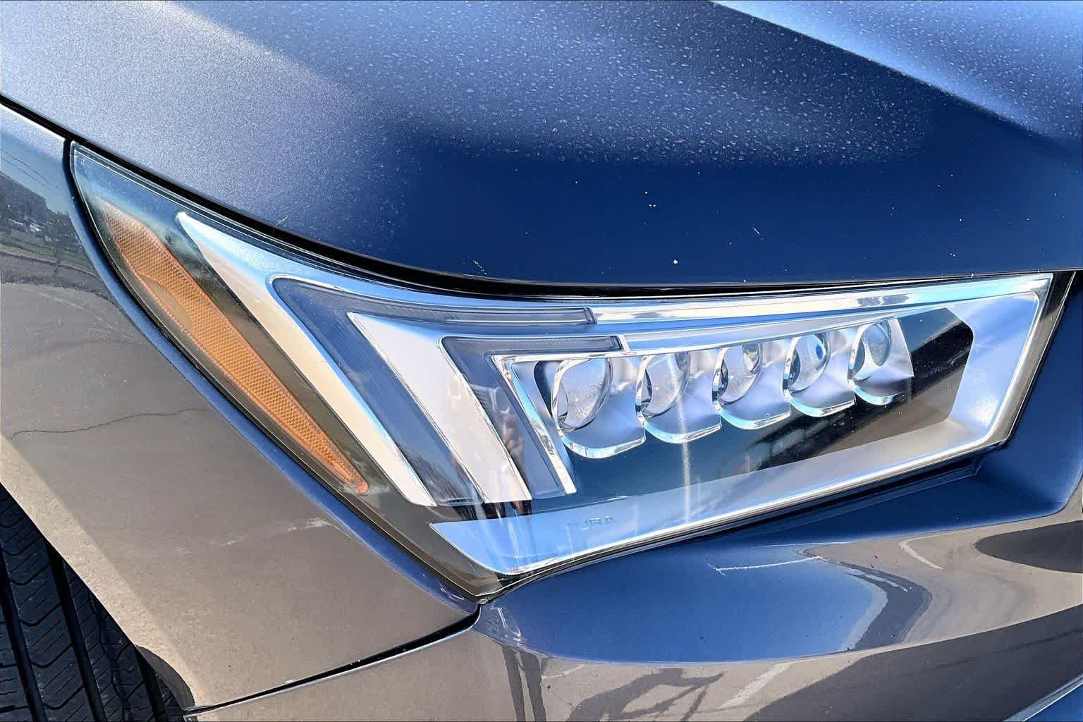 Used 2017 Modern Steel Metallic Acura w/Technology Pkg image 27