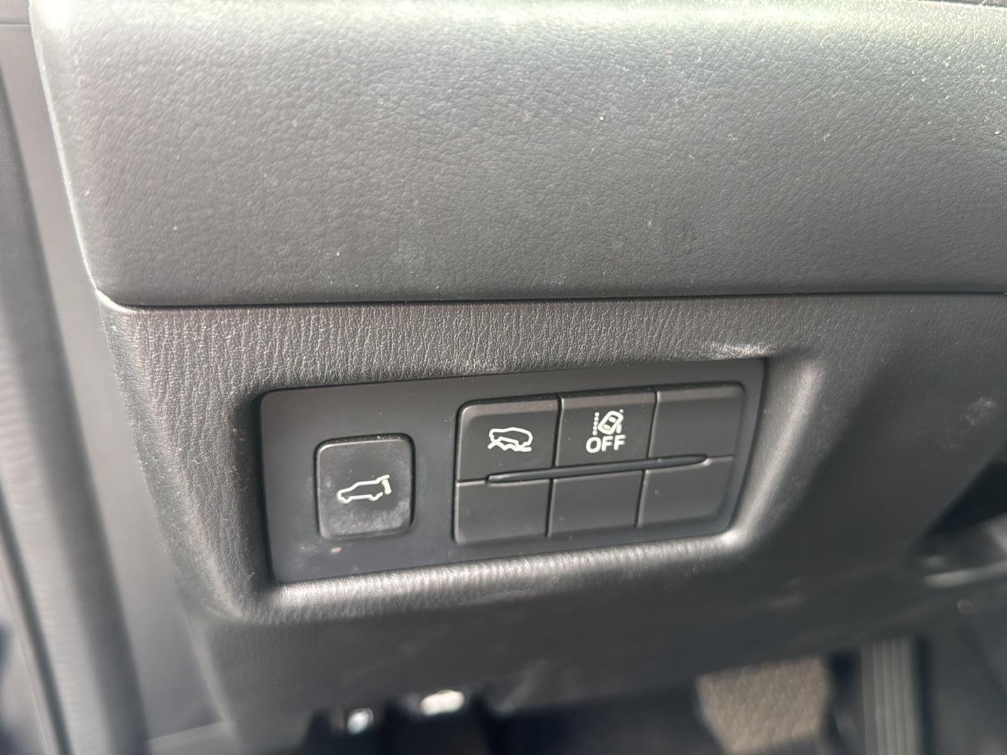 Used 2021 Deep Crystal Blue Mica Mazda Touring image 14
