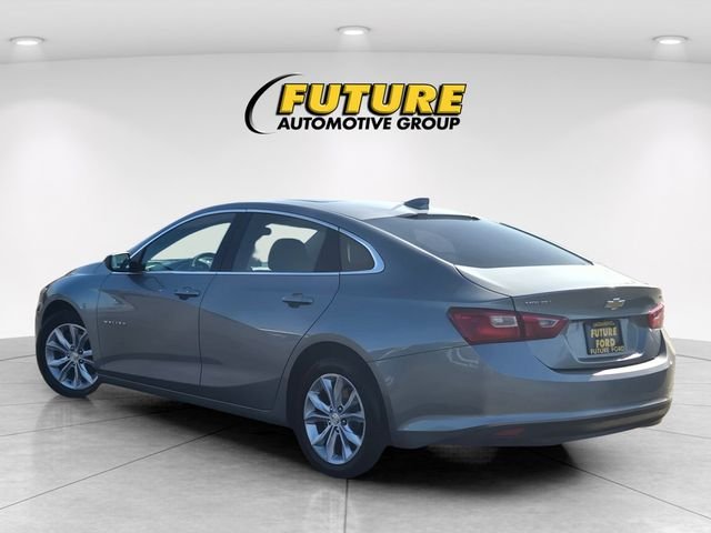 Used 2023 Gray Chevrolet LT image 6