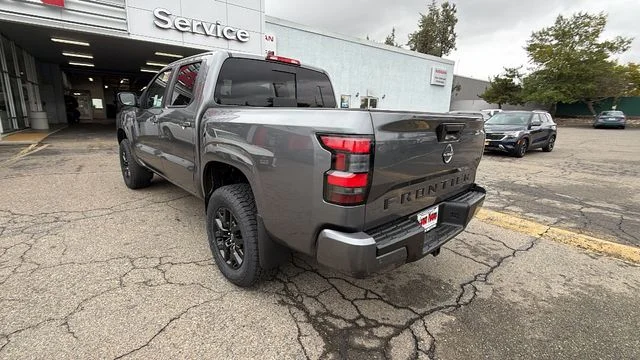 2026 Nissan Frontier SV - Photo 6