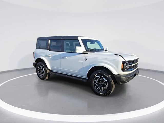 Used 2024 White Ford Outer Banks image 9