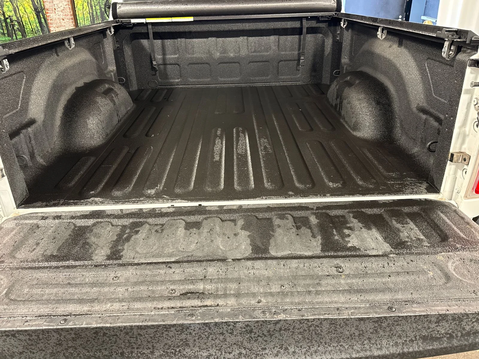 Used 2017 Bright White Clearcoat Ram Laramie image 28