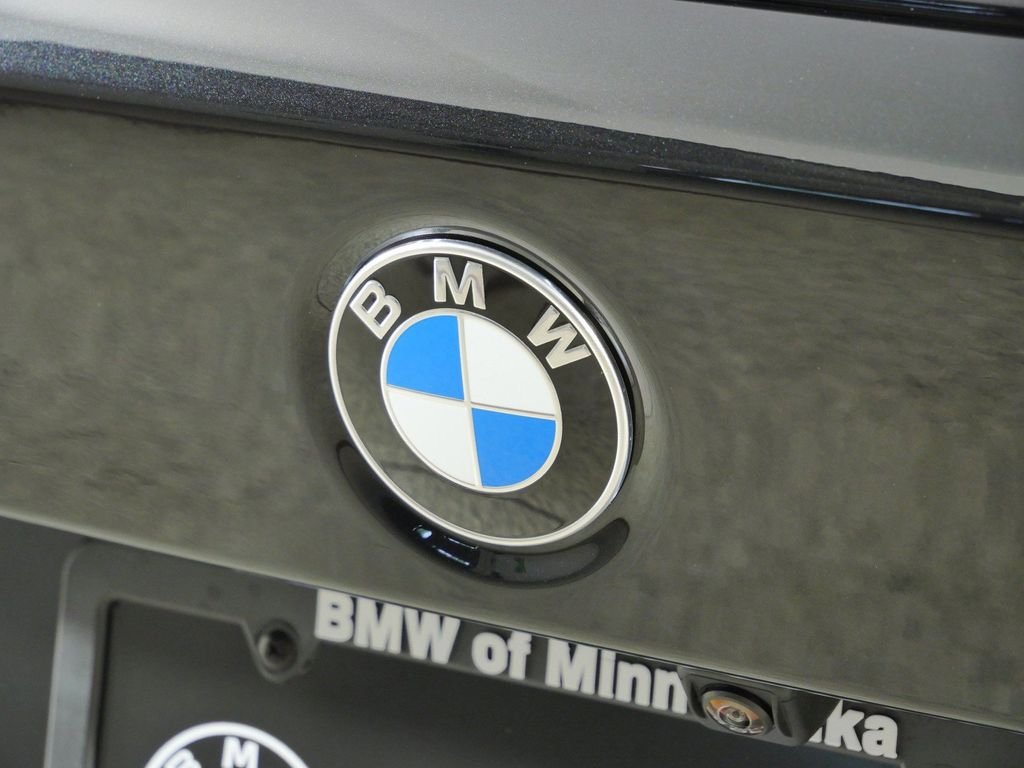 New 2026 Black Sapphire Metallic BMW 330i xDrive image 11