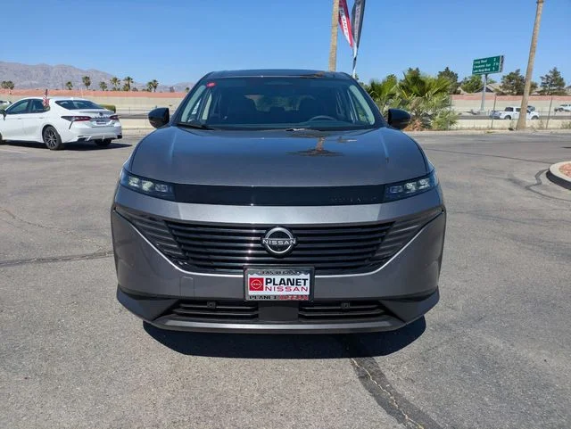 Certified Used 2026 Gun Metallic Nissan SL image 5