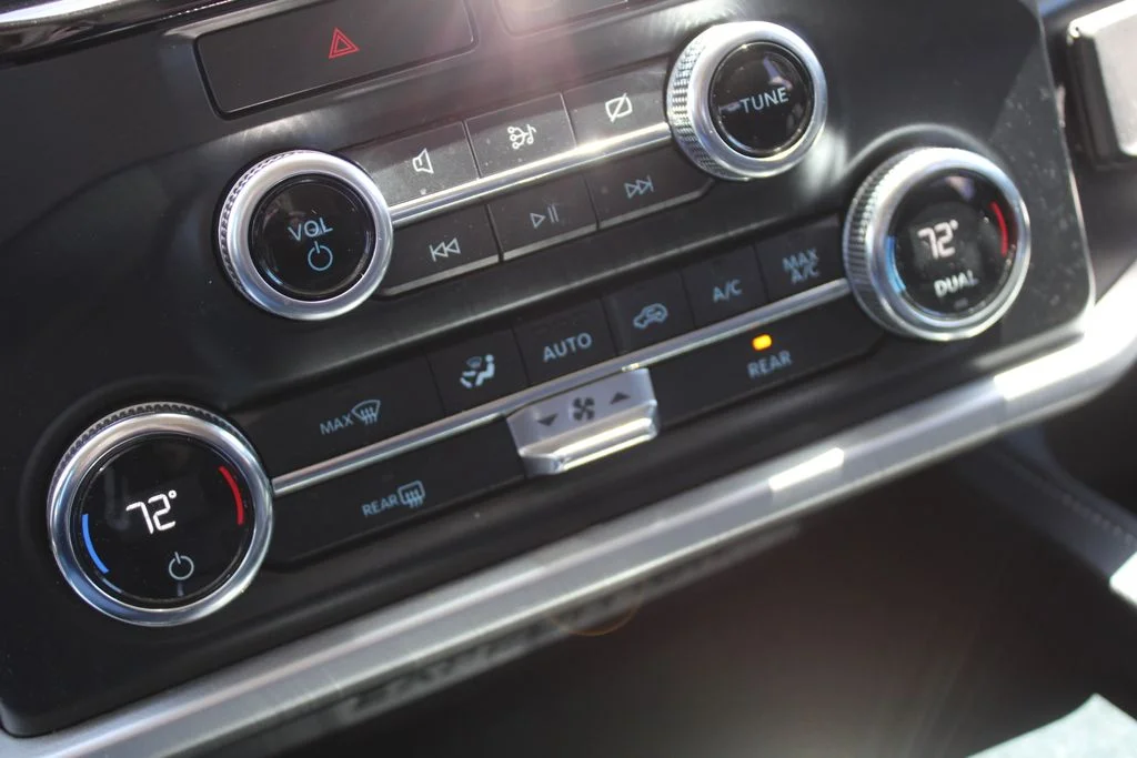 Used 2022 Silver Metallic Ford XLT image 23