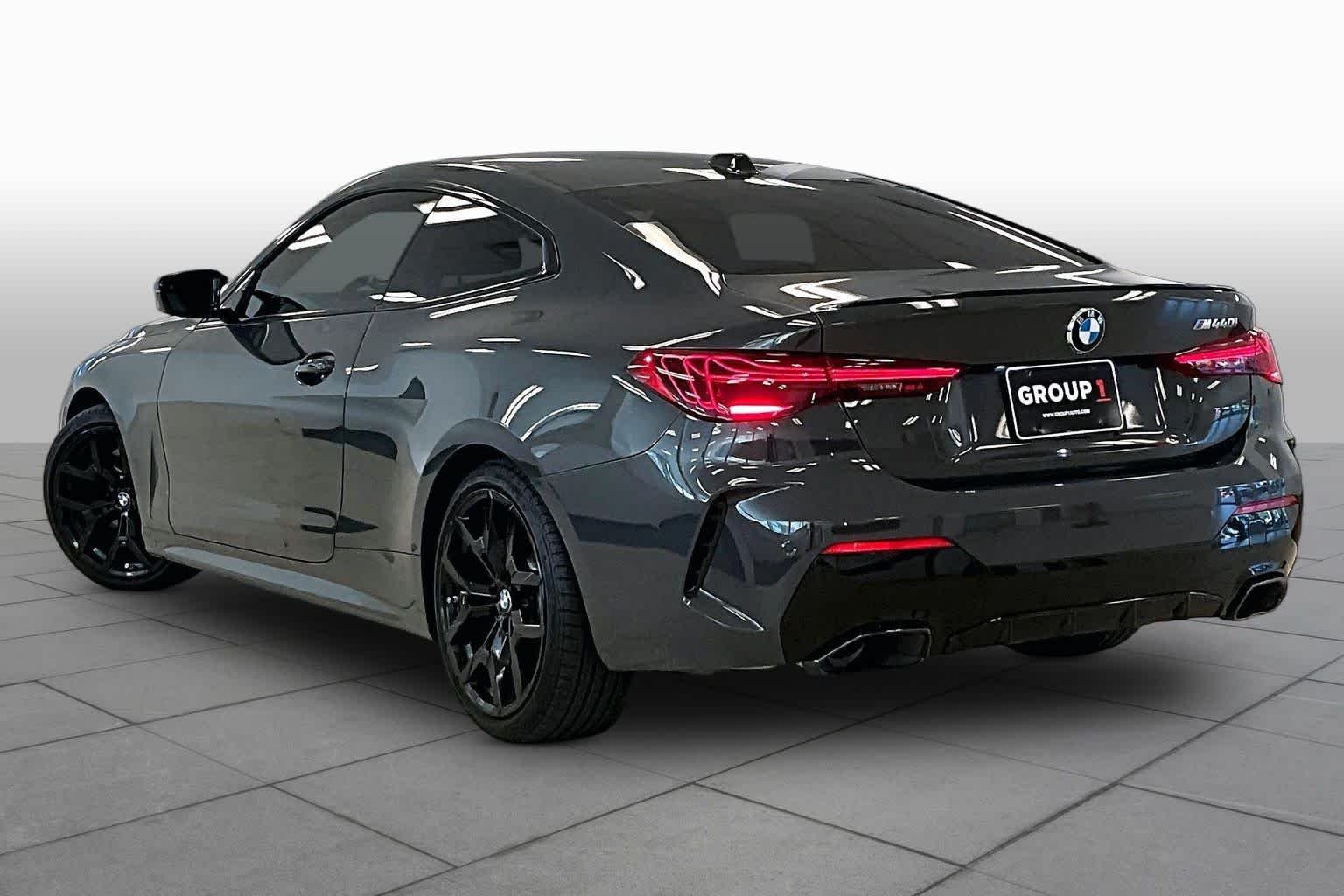 Used 2025 Dravit Grey Metallic BMW M440i image 10
