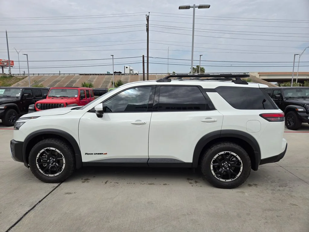 Used 2025 White Nissan Rock Creek image 6