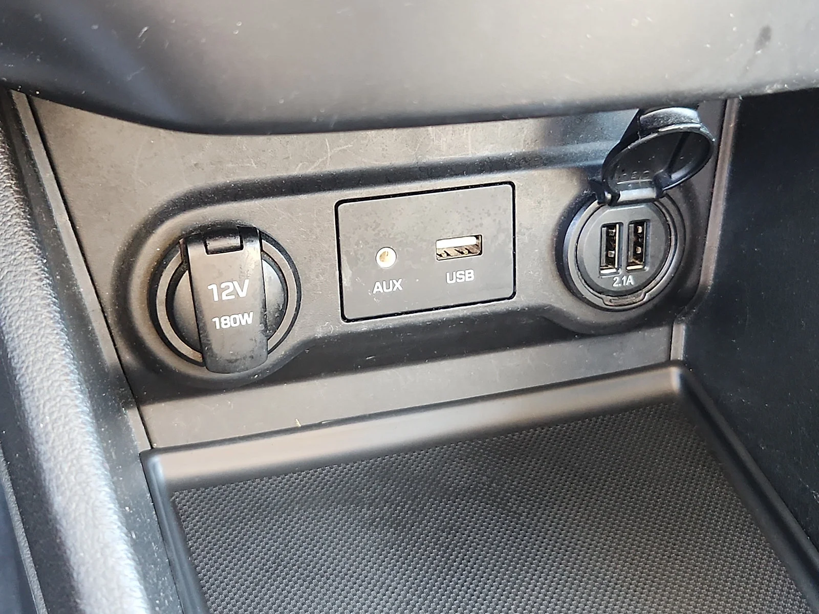 Used 2021 Blue Hyundai SE image 22