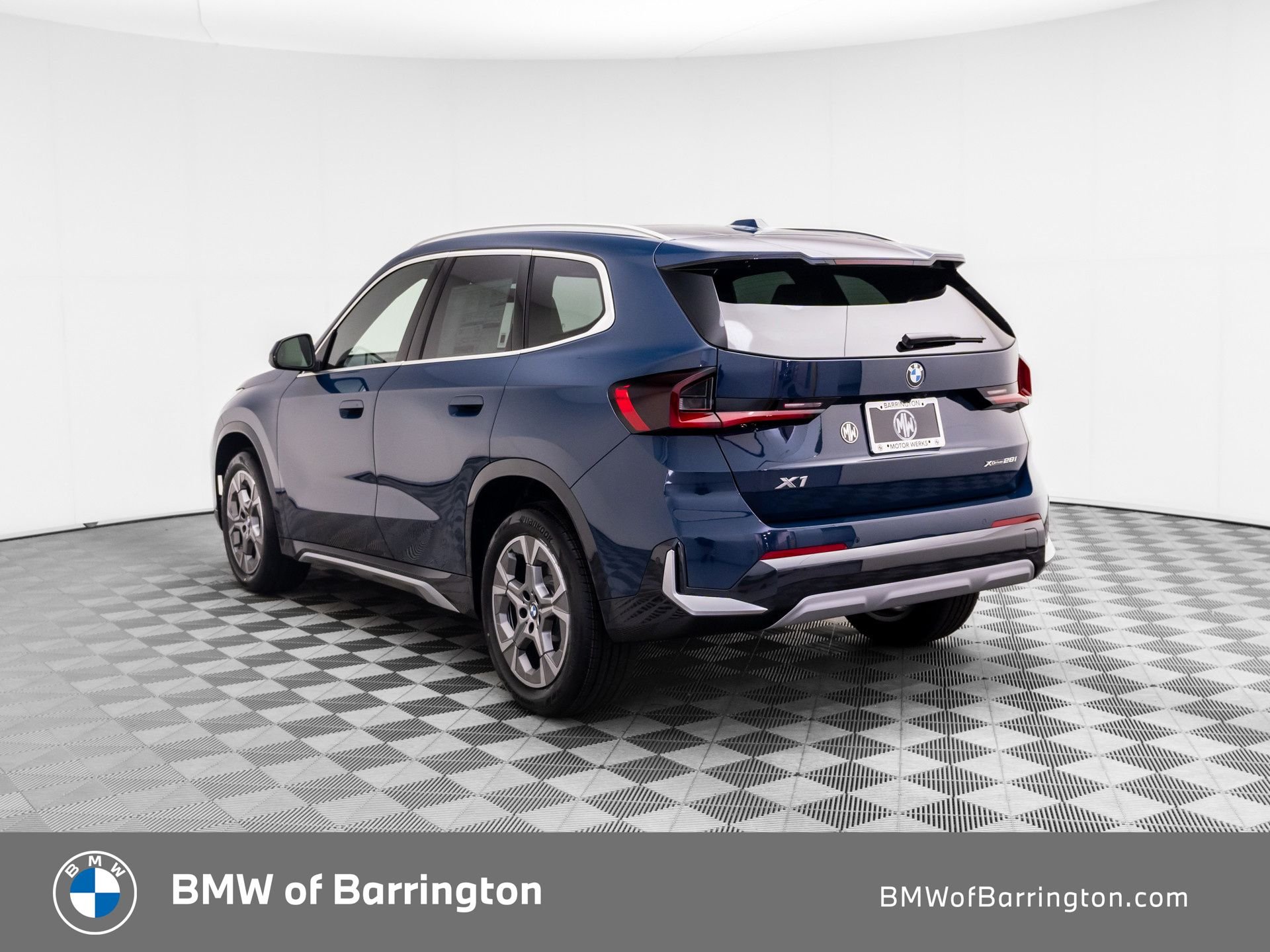 New 2026 Night Dusk Blue Metallic BMW xDrive28i image 3