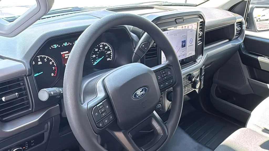 New 2026 Oxford White Ford XL image 14