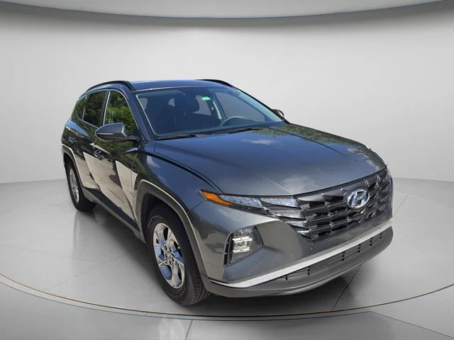 Used 2022 Gray Hyundai SEL image 4