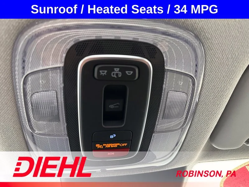 Used 2024 Red Hyundai SEL image 32