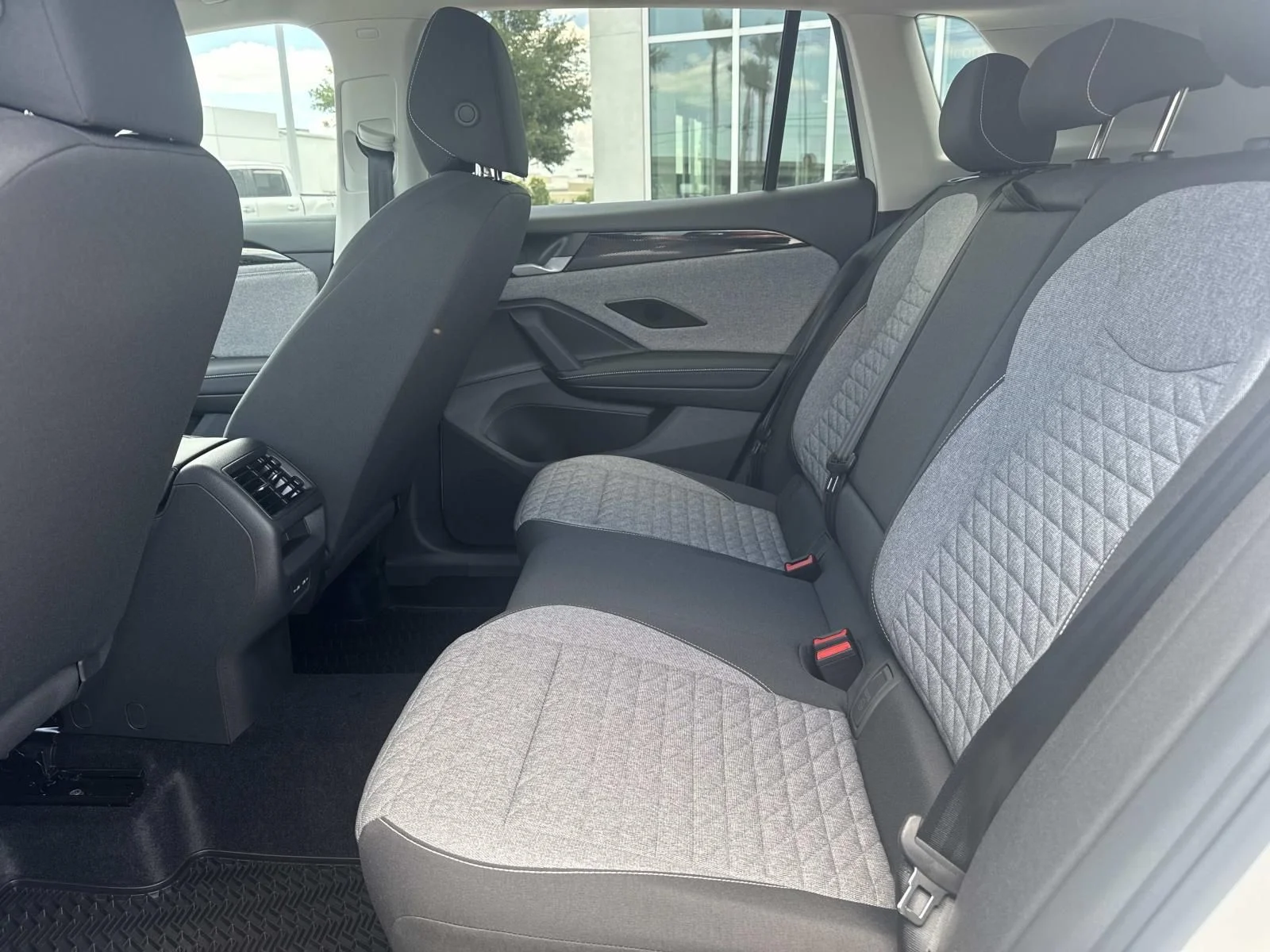 New 2026 White Volkswagen 2.0T S image 7