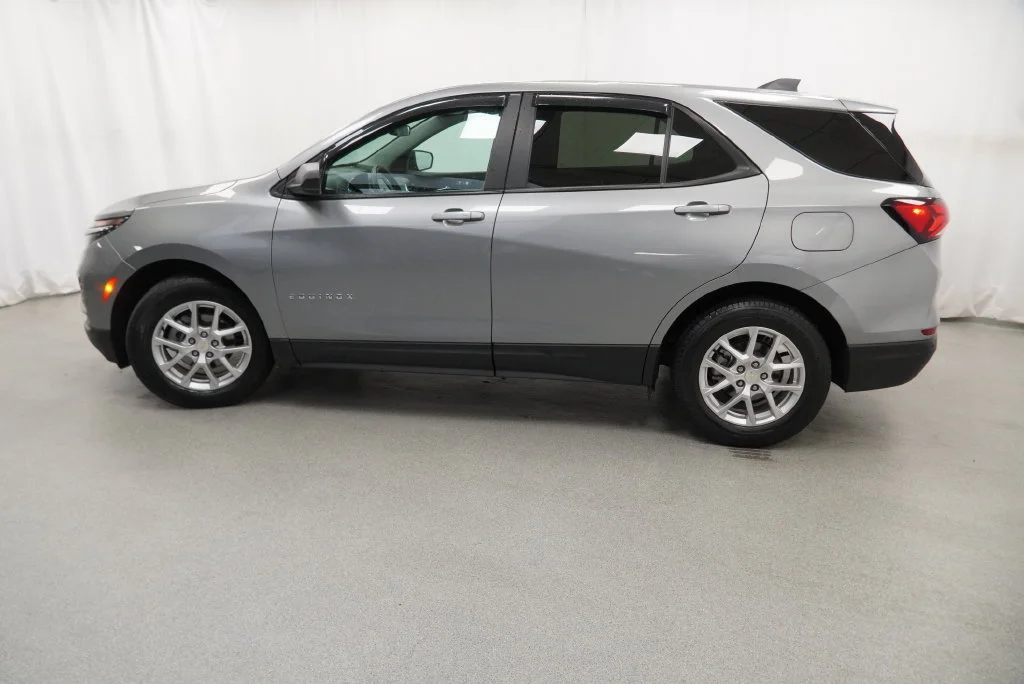 2024 Chevrolet Equinox LS - Photo 19