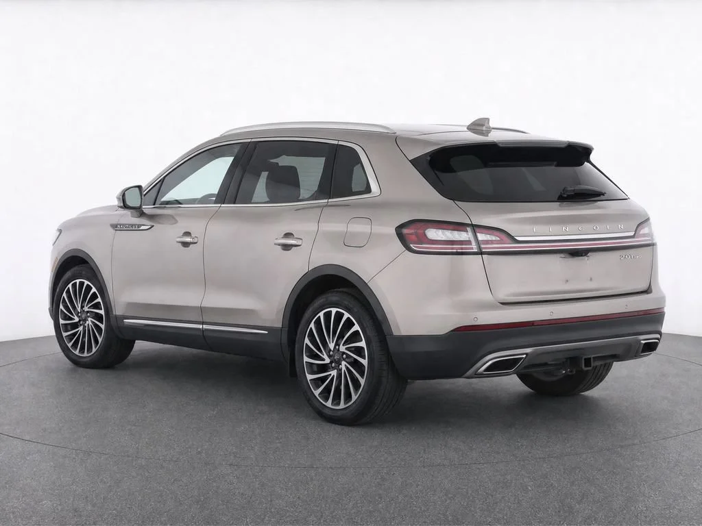 Used 2019 Tan Lincoln Reserve image 10