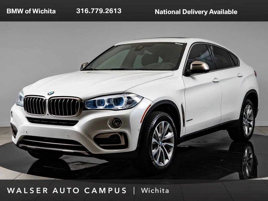 Used 2019 Mineral White Metallic BMW xDrive35i image 1