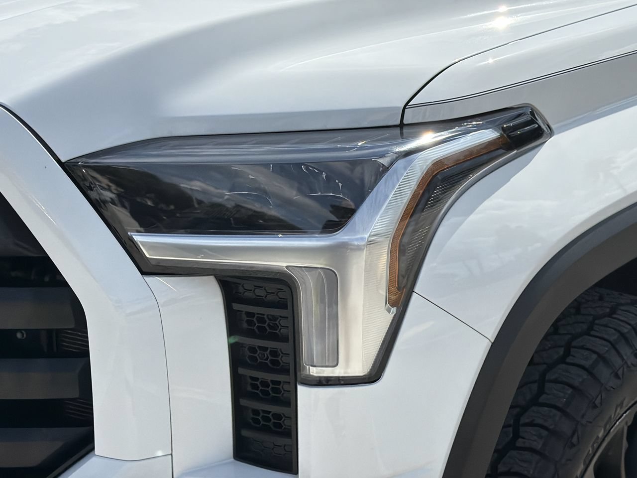 Used 2024 Ice Cap Toyota SR5 image 6