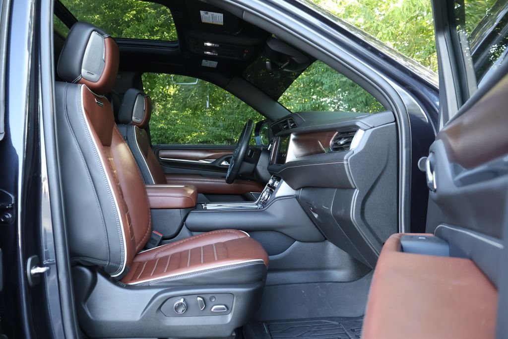 2024 GMC Yukon Denali Ultimate - Photo 43