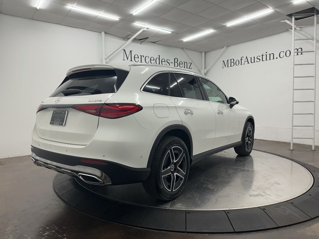 New 2026 Polar White Mercedes-Benz GLC 300 image 7