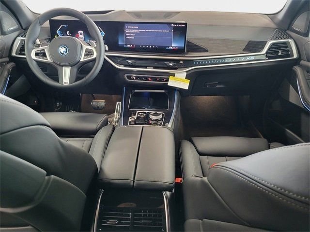 Used 2026 Alpine White BMW xDrive50e image 7