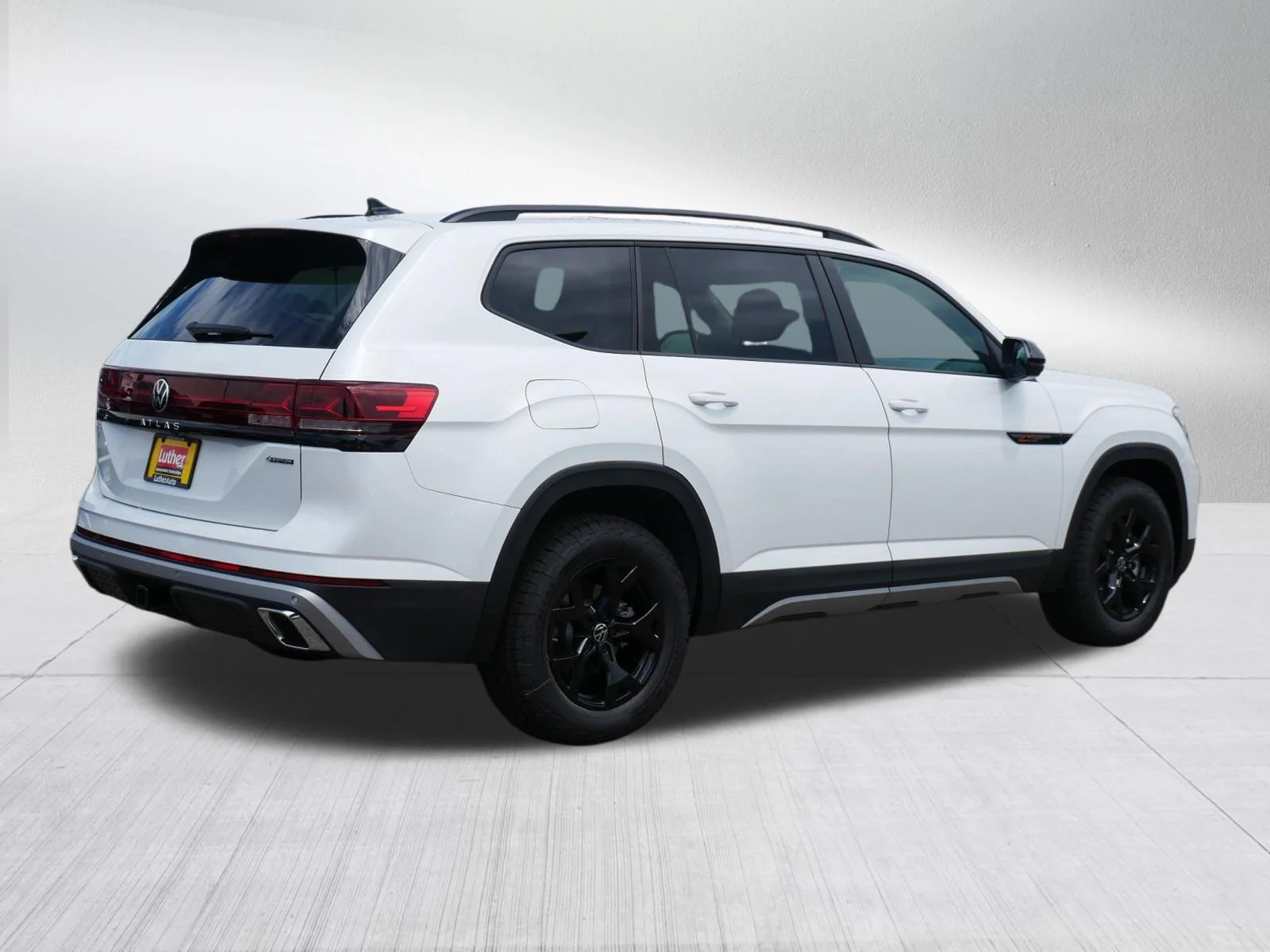 New 2026 Opal White Pearl Volkswagen 2.0T Peak Edition image 3