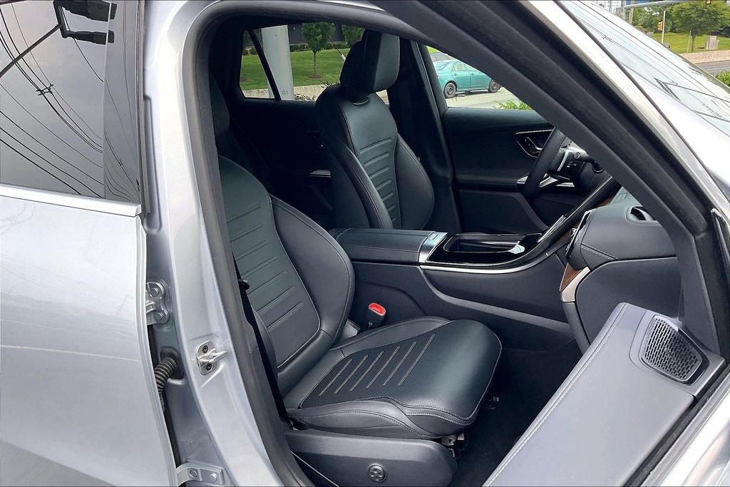 2025 Mercedes-Benz GLC Base - Photo 7