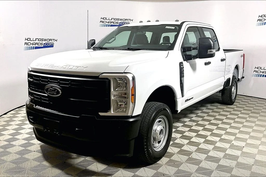 2026 Ford F-250 XL 4x4 Crew Cab 6-3/4' Box's photo