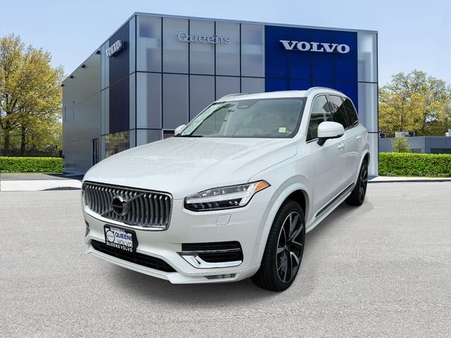 Used 2024 White Volvo Ultimate image 4