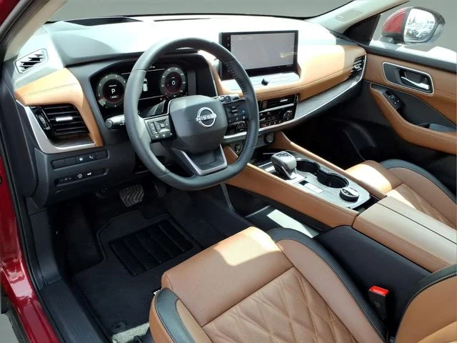 Used 2026 Red Nissan Platinum image 10