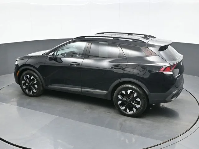 Used 2023 Black Kia X-Line image 11