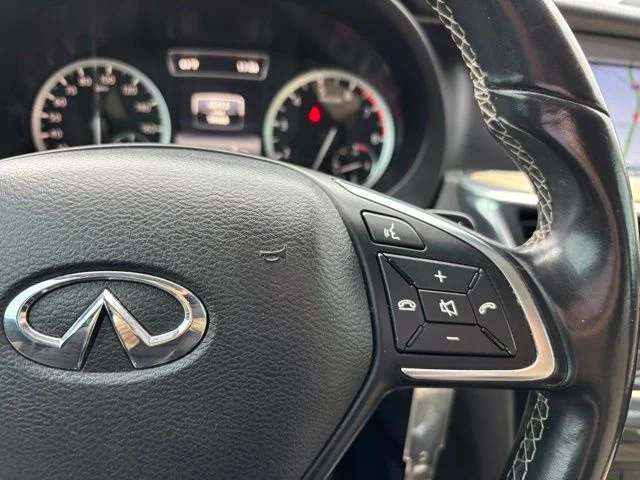 Used 2017 Silver INFINITI Premium image 26