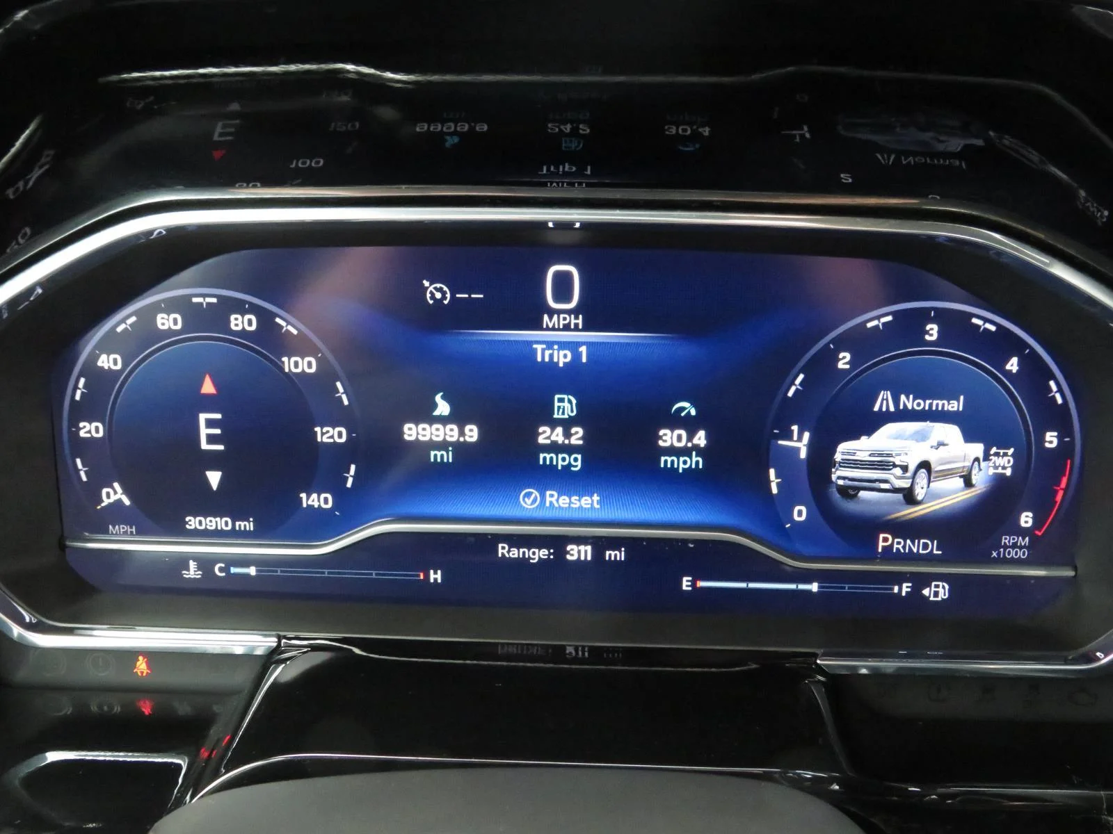 Used 2023 Summit White Chevrolet RST image 24