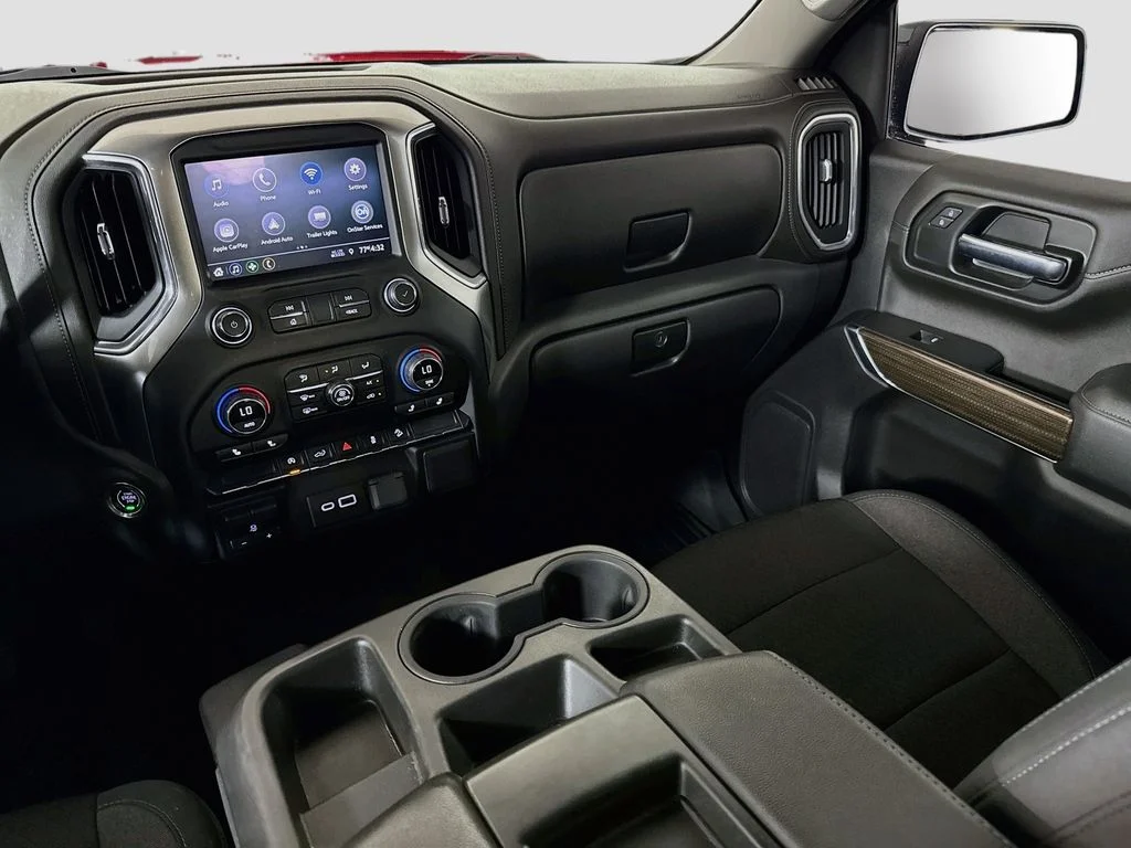 Used 2020 Red Chevrolet RST image 21