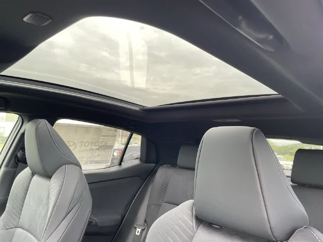 2026 Toyota C-HR XSE - Photo 27