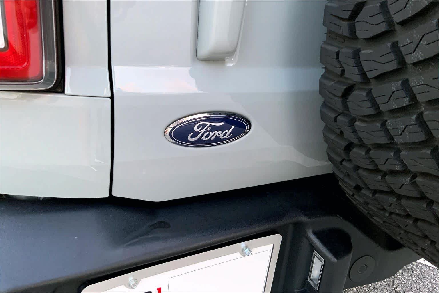 Used 2022 Cactus Gray Ford Outer Banks image 30
