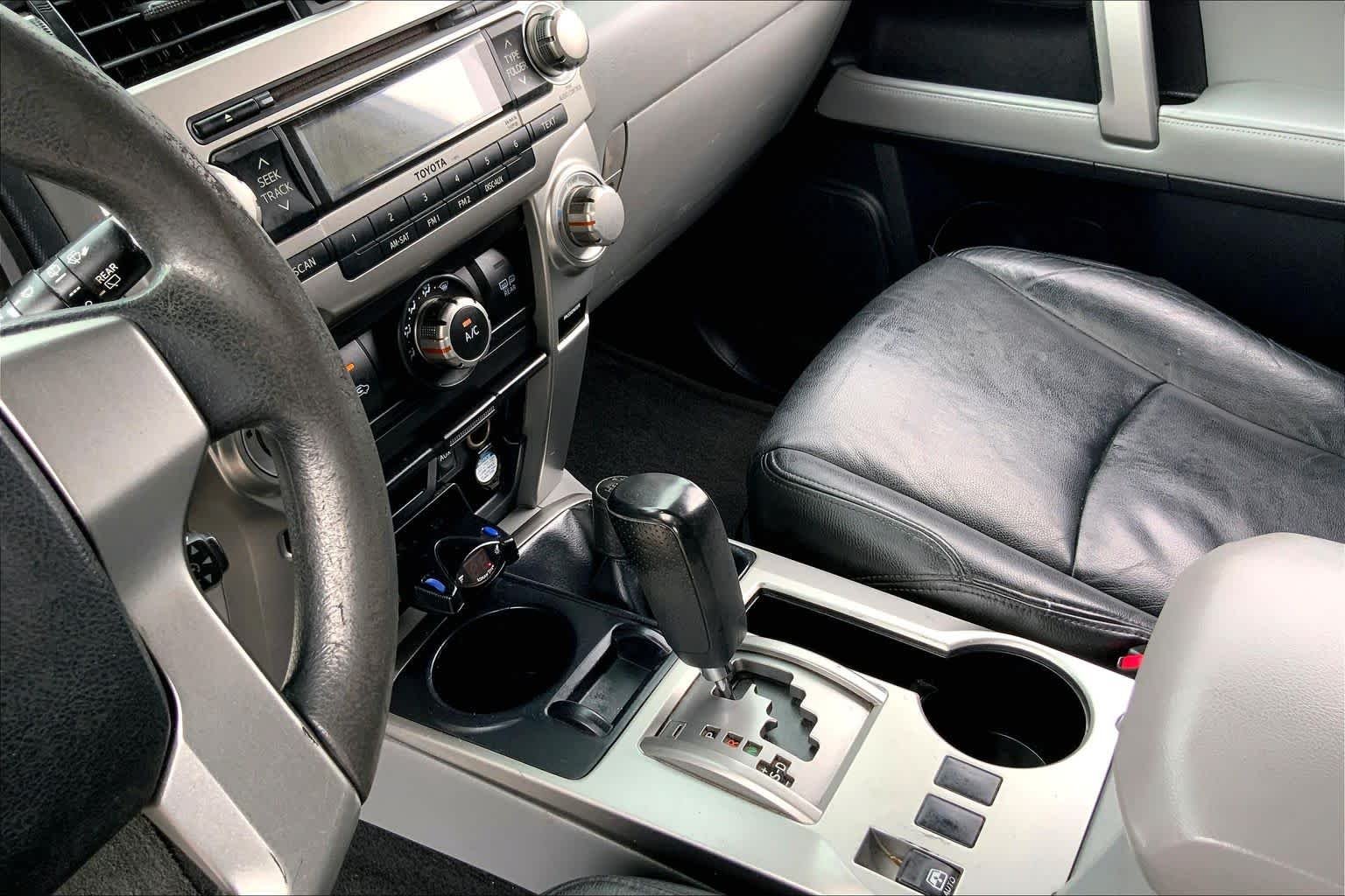 Used 2011 Classic Silver Metallic Toyota SR5 image 15