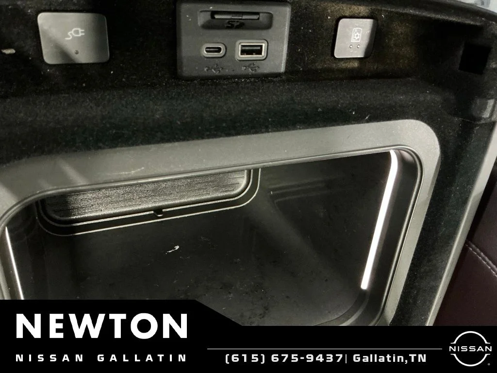 Used 2021 Crystal White Tricoat Cadillac Sport Platinum image 56