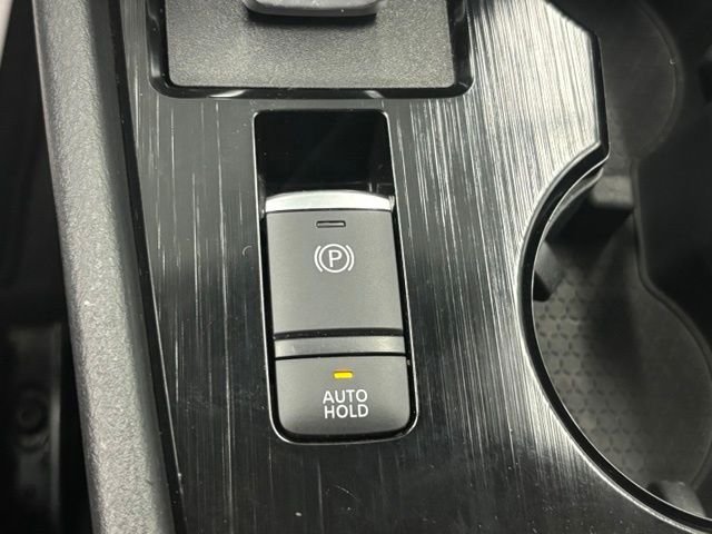 Used 2025 White Nissan SV image 36