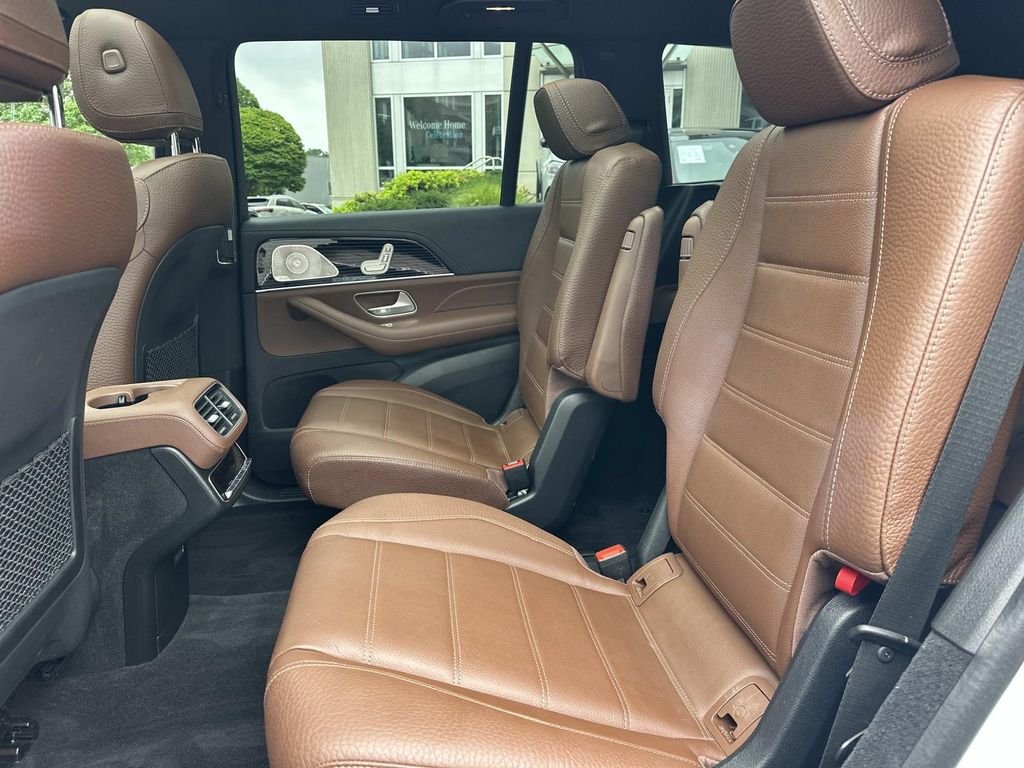 Certified Used 2024  Mercedes-Benz GLS 450 image 15