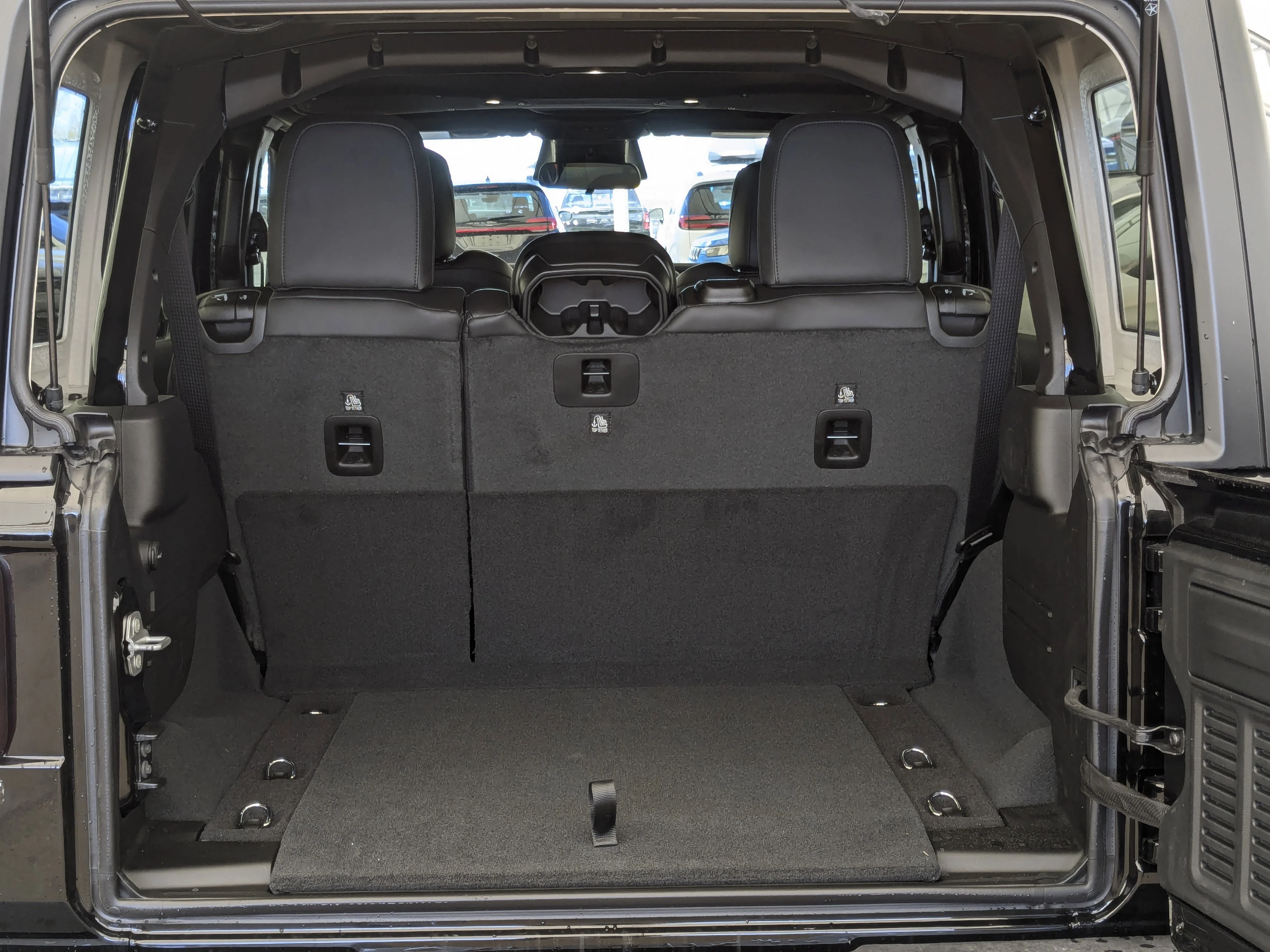 New 2026 Black Jeep Rubicon - - 3.6L V6 - Nappa Leather - 3-Pc Hardtop - Steel Perf Hood - Safety & Conv Grps & More! image 26