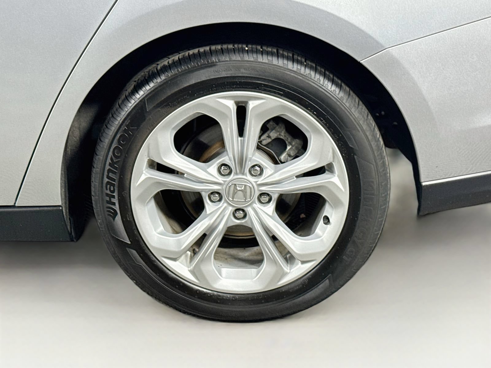 2024 Honda Accord LX - Photo 28