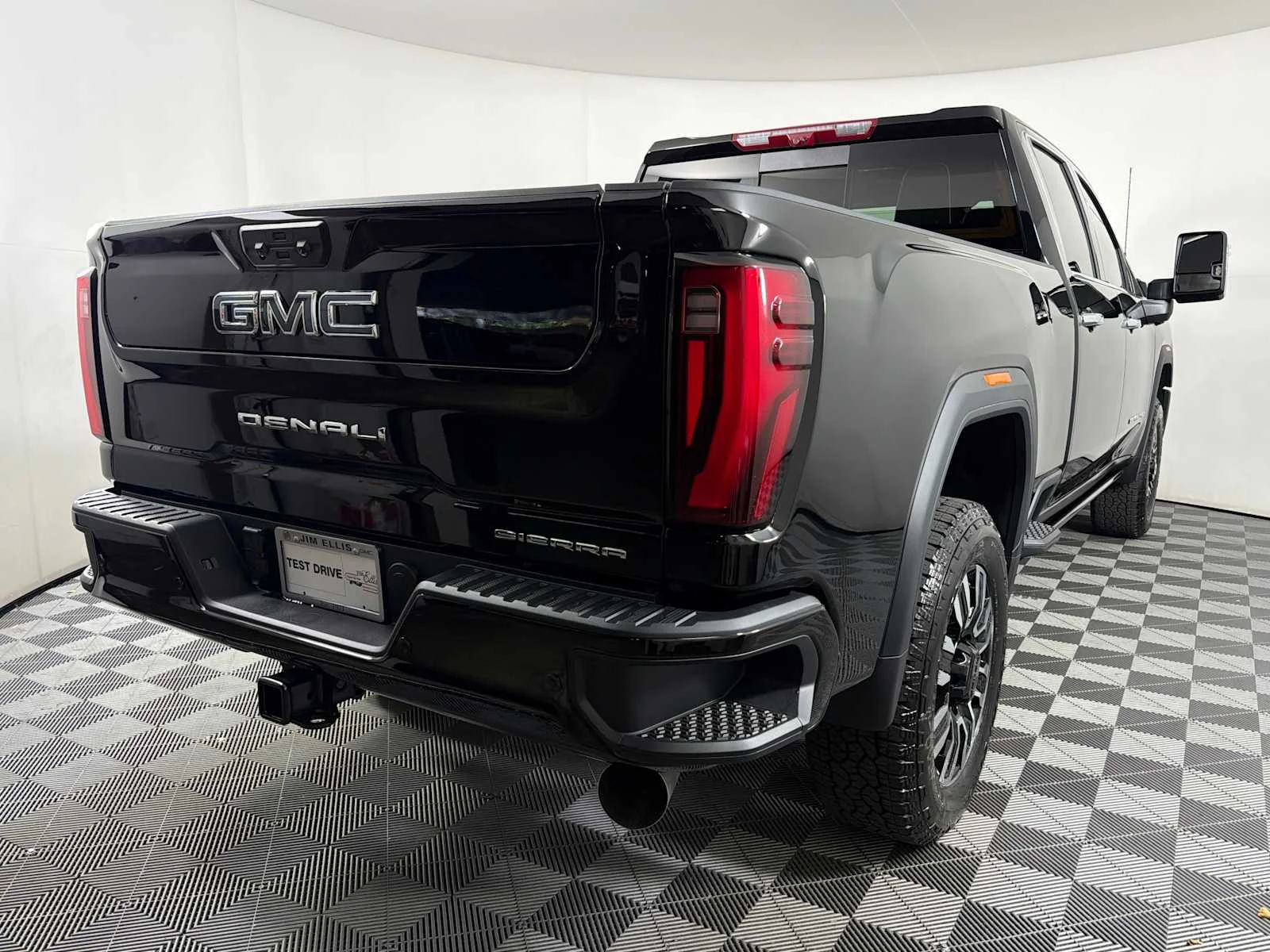 New 2026 Onyx Black GMC Denali Ultimate image 6