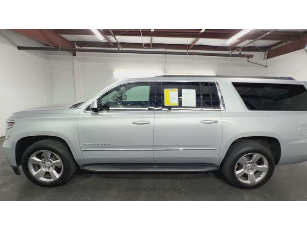 Used 2016 SILVER ICE METALLIC Chevrolet LT image 5